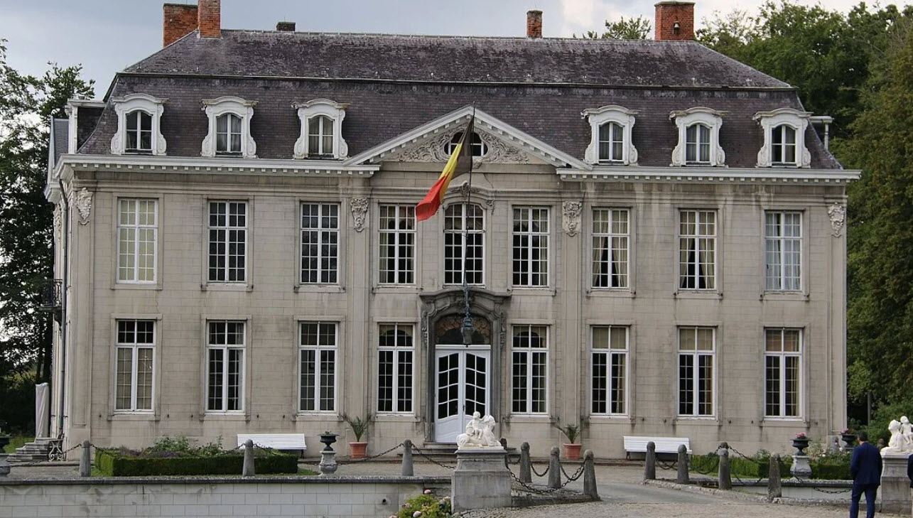 Kasteel Van Leeuwergem, Belgium